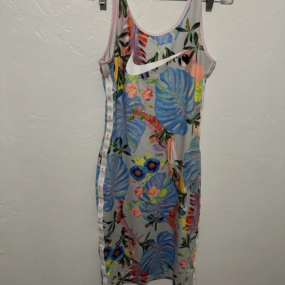 Nike Blue and Pink Sleeveless Sheath Dress